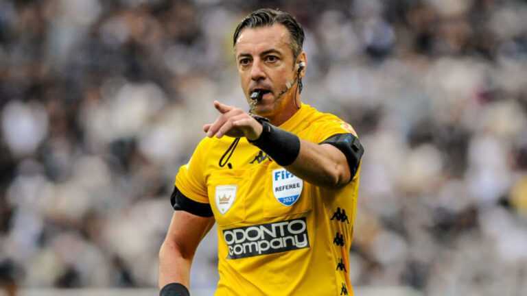 barbarense-raphael-claus-e-confirmado-na-arbitragem-da-copa-do-mundo-de-2026