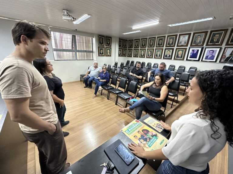campanha-contra-o-assedio-e-apresentada-a-servidores-publicos-de-americana